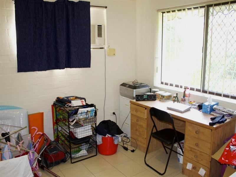 24 Deniven Street, Corinda QLD 4075