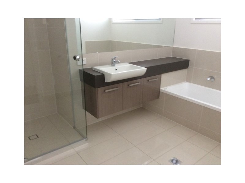 195 Strong Avenue, Graceville QLD 4075