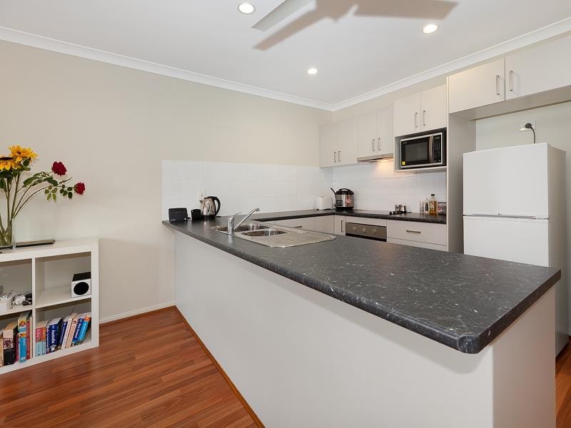 76/316 Long Street East, Graceville QLD 4075