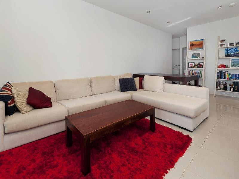 4/11 Stamford Street, Yeerongpilly QLD 4105