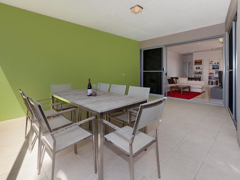 4/11 Stamford Street, Yeerongpilly QLD 4105