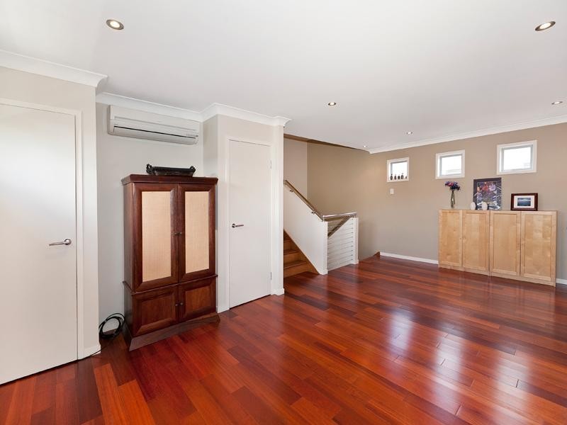 161 Strong Avenue, Graceville QLD 4075