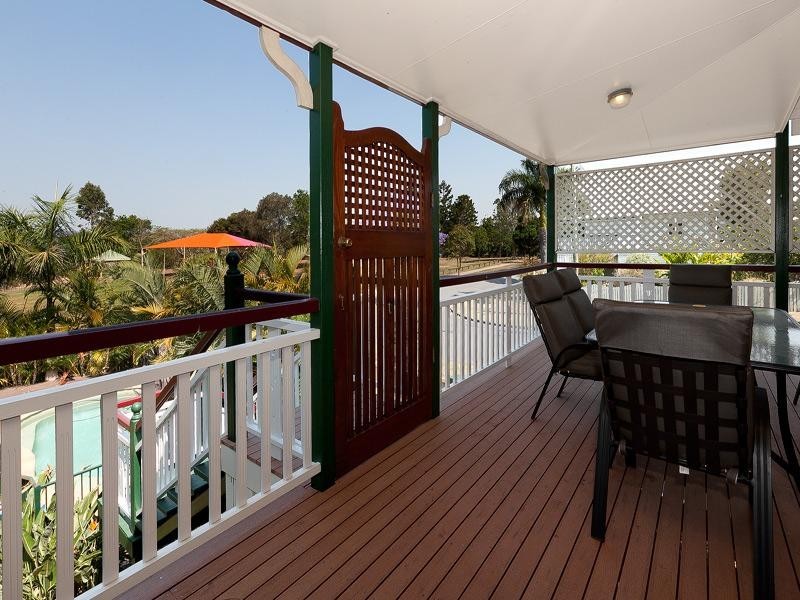 142 Central Avenue, Sherwood QLD 4075