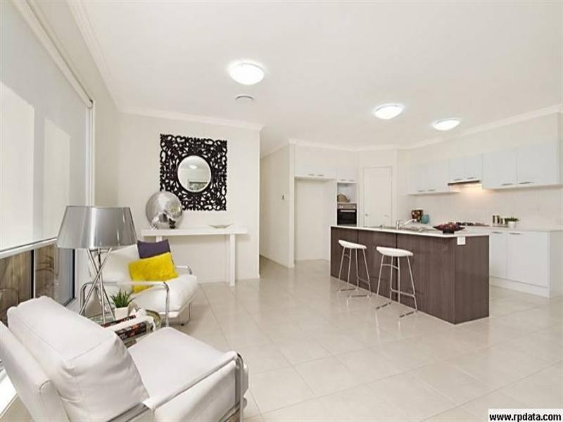 10 Kenilworth Street, Sherwood QLD 4075