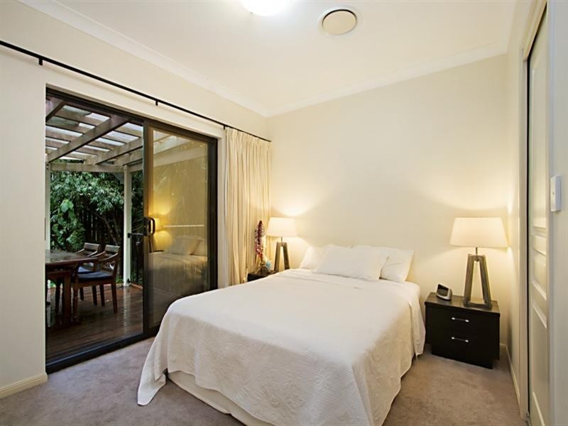 3/35 Depper Street, St Lucia QLD 4067