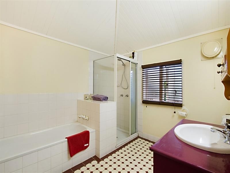 159 Honour Avenue, Chelmer QLD 4068