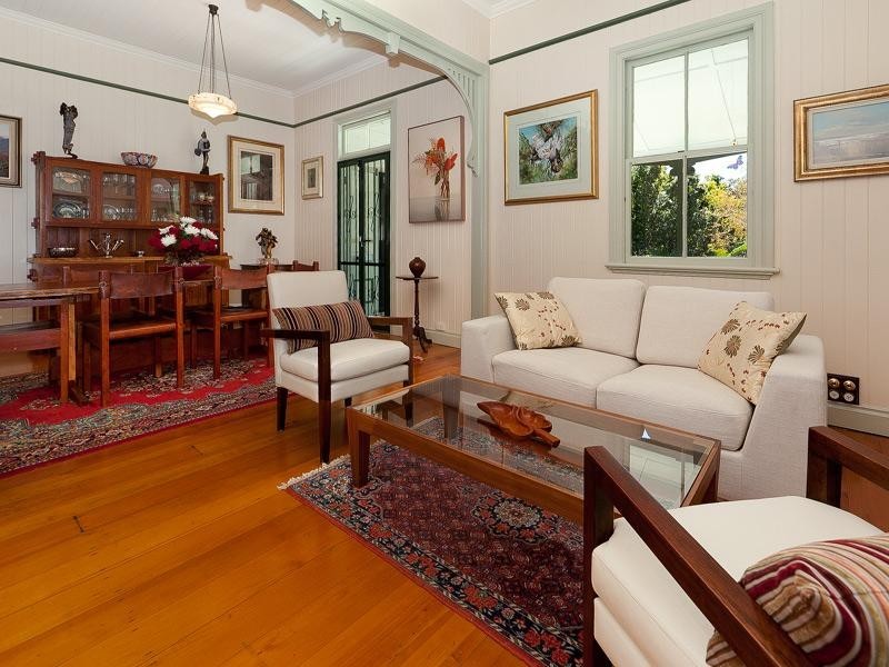 61 Victoria Avenue, Chelmer QLD 4068