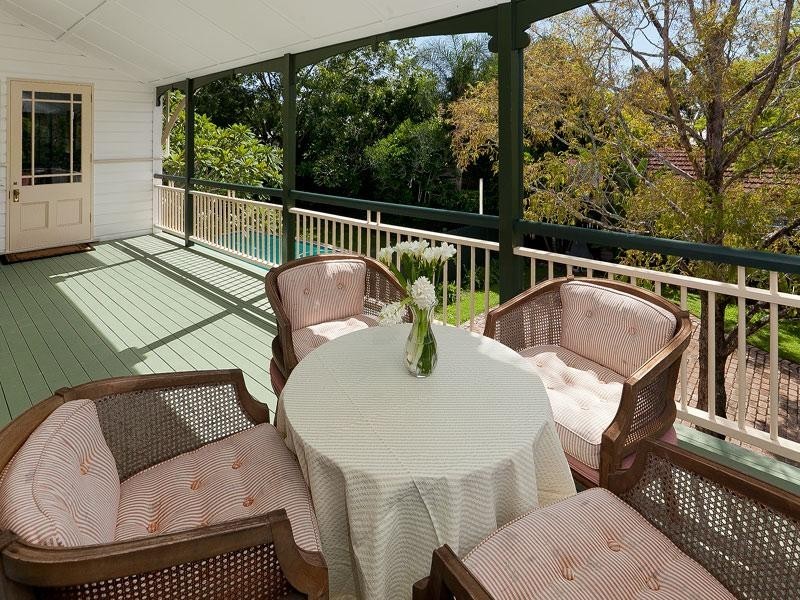 61 Victoria Avenue, Chelmer QLD 4068