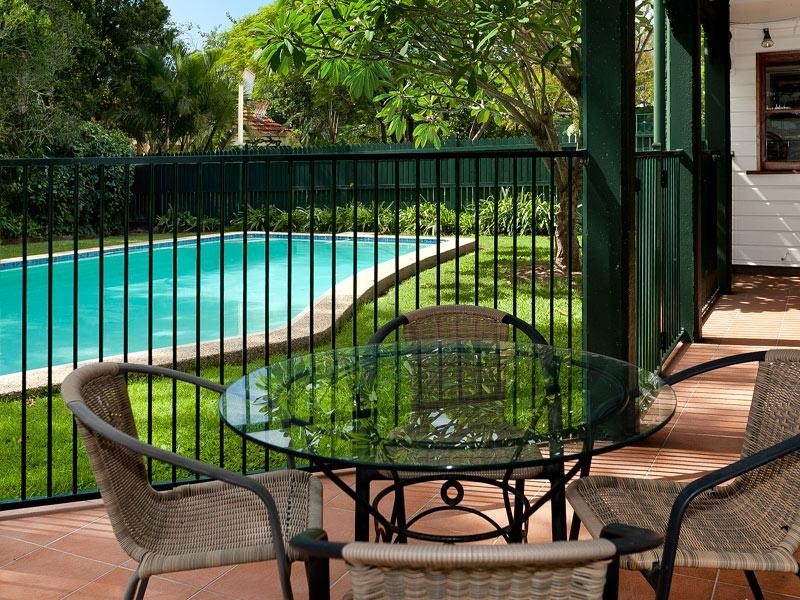 61 Victoria Avenue, Chelmer QLD 4068