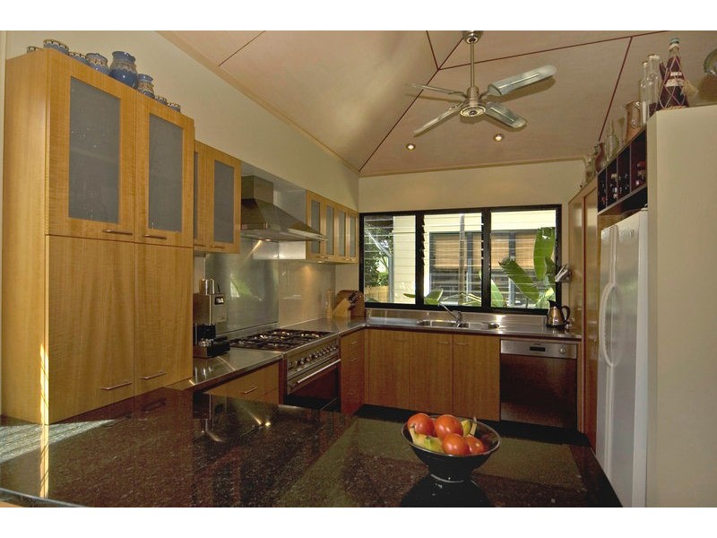 79 Clara Street, Corinda QLD 4075