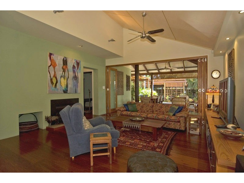 79 Clara Street, Corinda QLD 4075