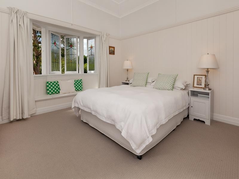 138 Russell Terrace, Indooroopilly QLD 4068