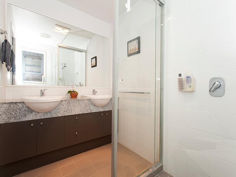 1/84 Quarry Road, Sherwood QLD 4075