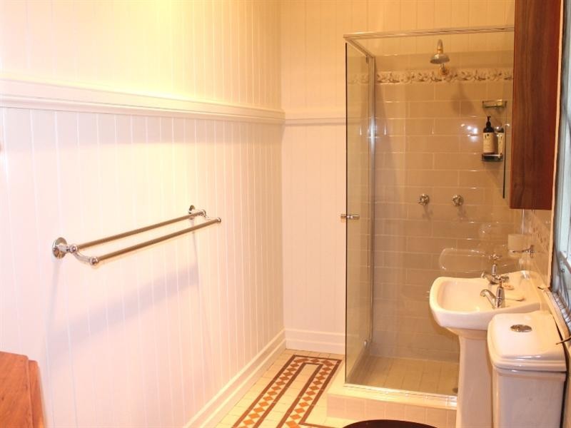 32 Hazelmere Parade, Sherwood QLD 4075