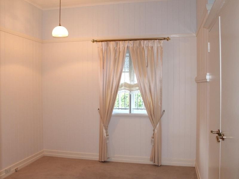 32 Hazelmere Parade, Sherwood QLD 4075