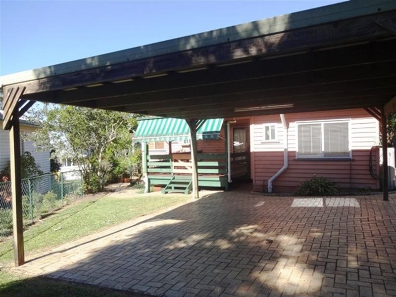 17 Seventeen Mile Rocks Road, Oxley QLD 4075