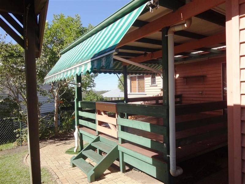 17 Seventeen Mile Rocks Road, Oxley QLD 4075