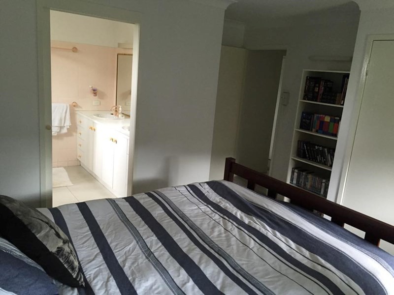 93 Almeida Street, Indooroopilly QLD 4068