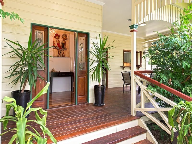 1 Turner Street, Sherwood QLD 4075