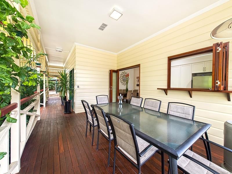 1 Turner Street, Sherwood QLD 4075