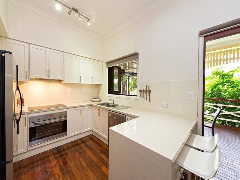 1 Turner Street, Sherwood QLD 4075