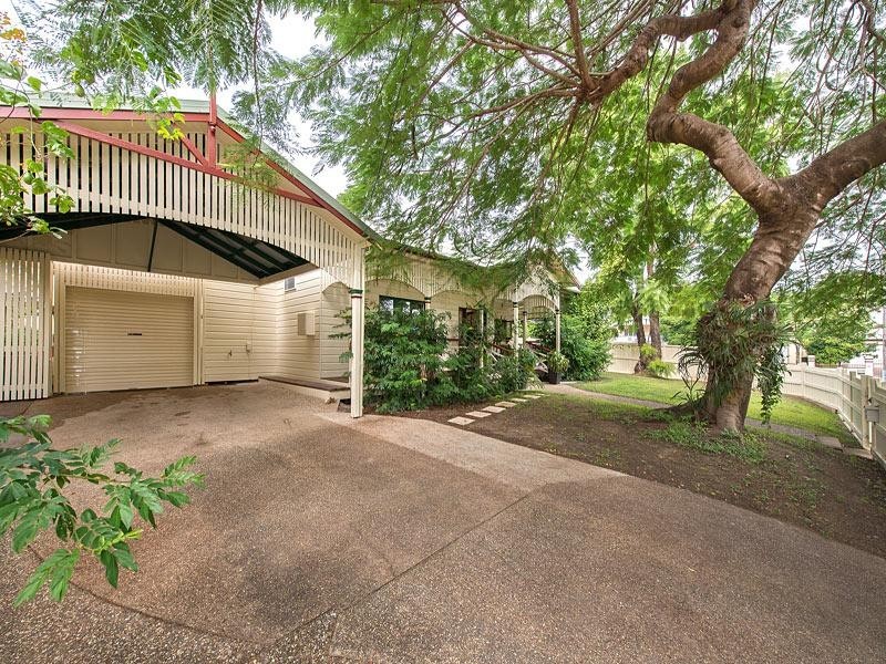 1 Turner Street, Sherwood QLD 4075