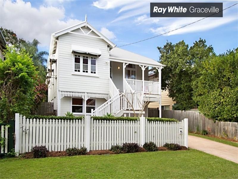 16 Allen Street, Corinda QLD 4075