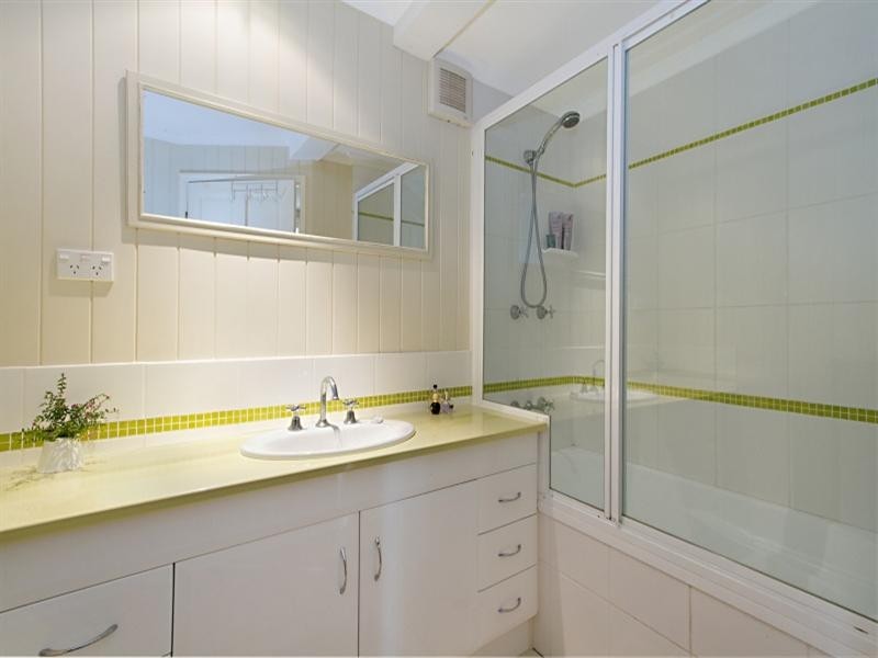 16 Allen Street, Corinda QLD 4075