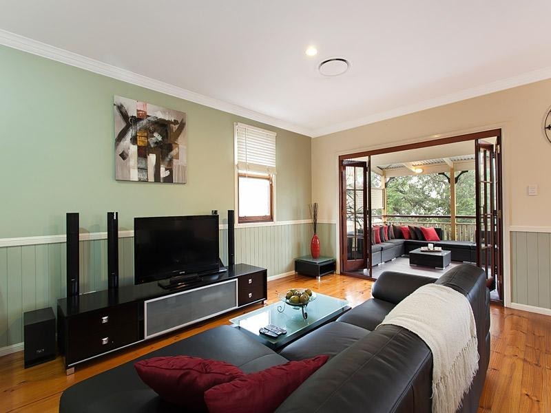 49 Chancellor Street, Sherwood QLD 4075