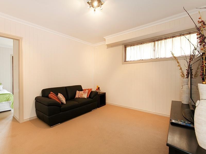 49 Chancellor Street, Sherwood QLD 4075