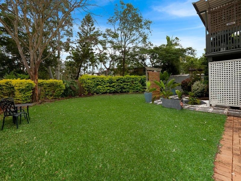 22 Neata Street, Corinda QLD 4075
