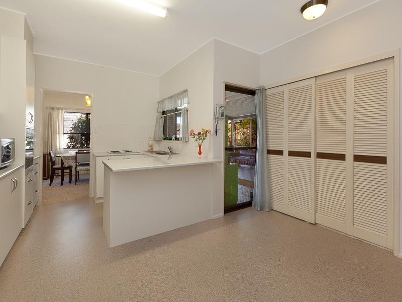 301 Cliveden Avenue, Oxley QLD 4075