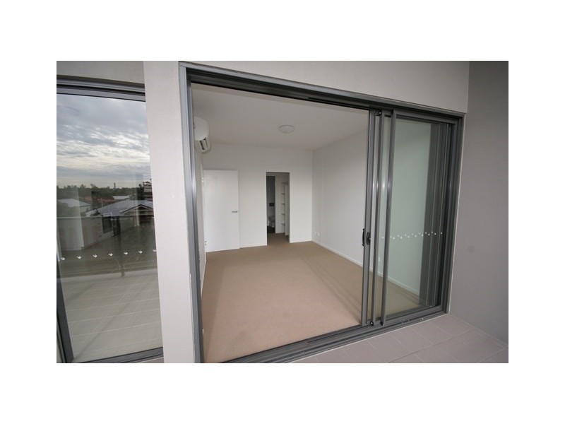 301/9 Allardyce Street, Graceville QLD 4075