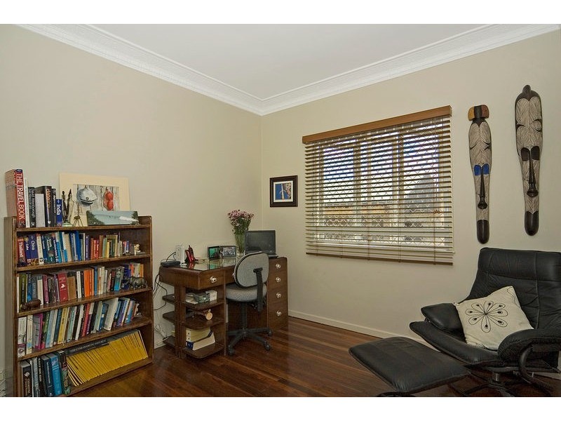 12 Hodge Street, Corinda QLD 4075