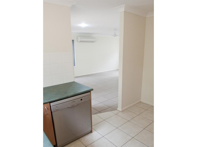 60/11 Oakmont Avenue, Oxley QLD 4075