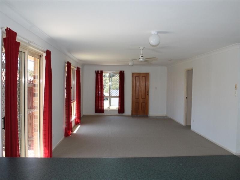 18 Forfar Street, Seventeen Mile Rocks QLD 4073