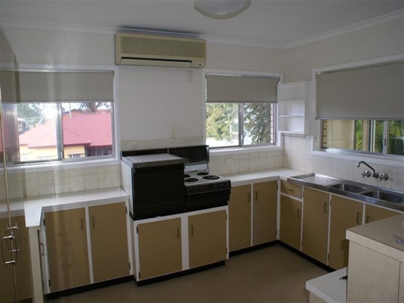 115 Lynne Grove Avenue, Corinda QLD 4075