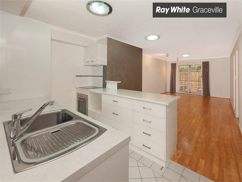 1/60 Hassall Street, Corinda QLD 4075