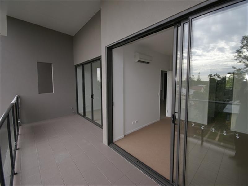 202/9 Allardyce Street, Graceville QLD 4075