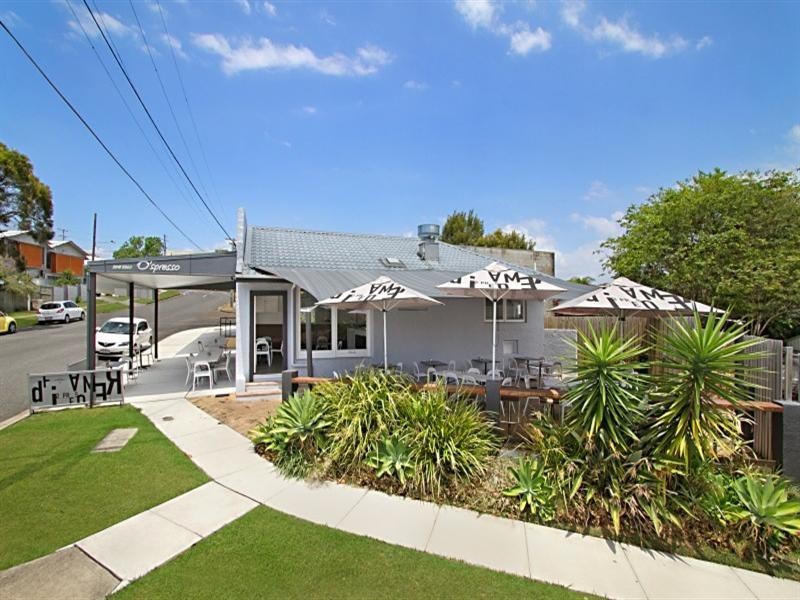 19 Orontes Road, Yeronga QLD 4104