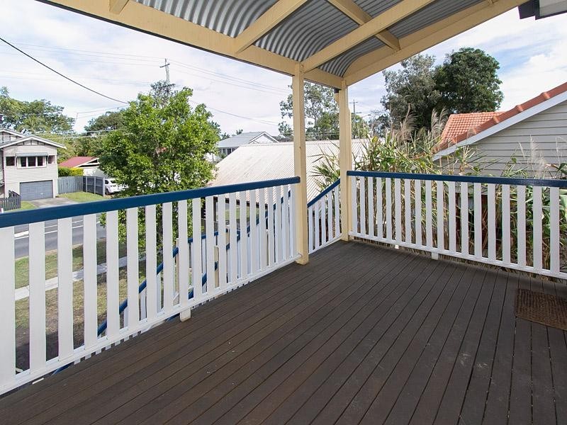 116 Graceville Avenue, Graceville QLD 4075