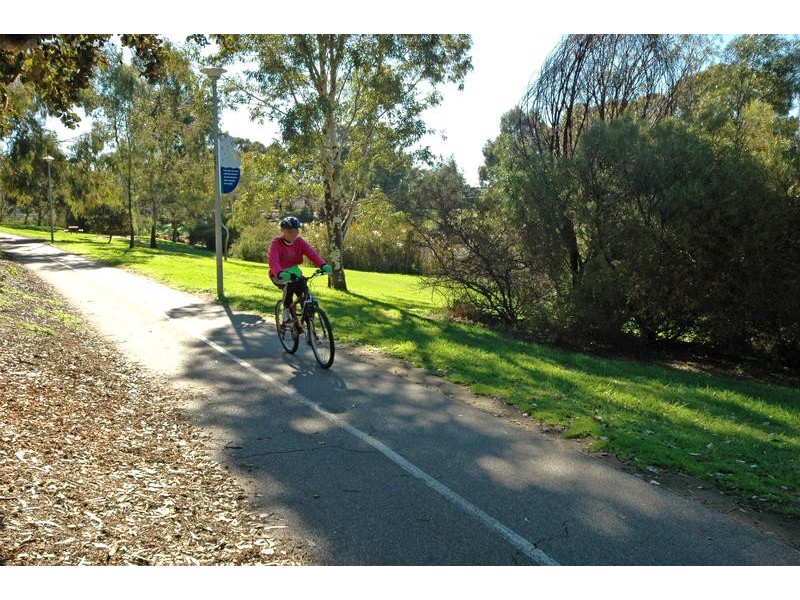 20 Samuel Street, Fulham SA 5024