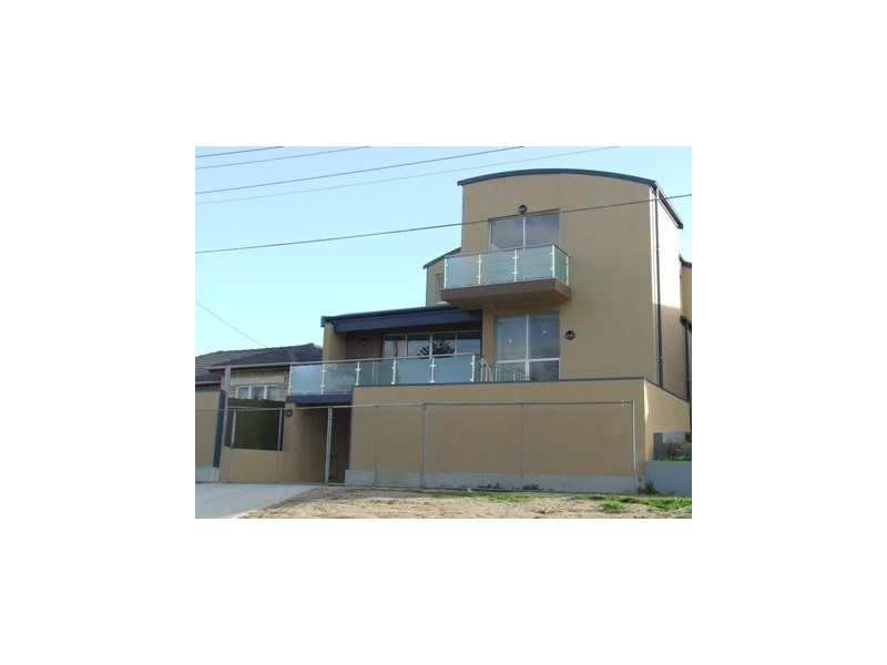 317 Military Road, Henley Beach SA 5022