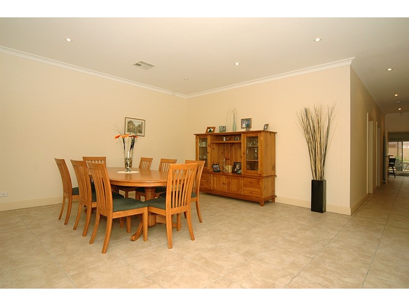 115B Trimmer Parade, Seaton SA 5023