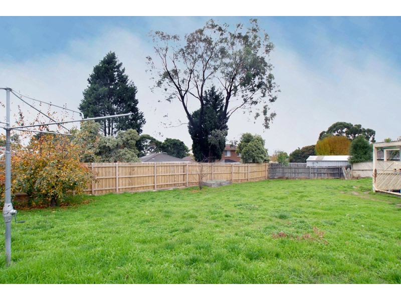 8 Eggleton Rise, Rowville VIC 3178