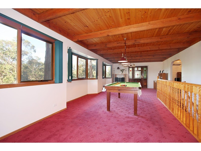 27 Deans Road, Upwey VIC 3158