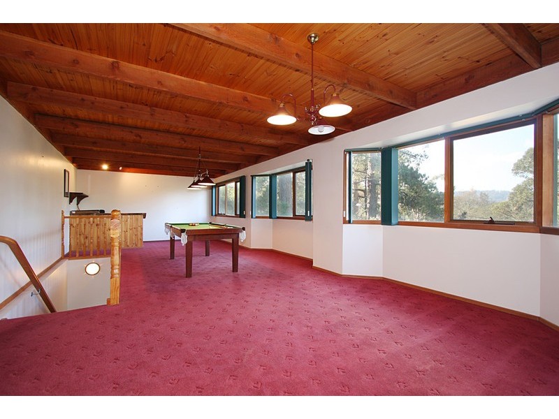 27 Deans Road, Upwey VIC 3158