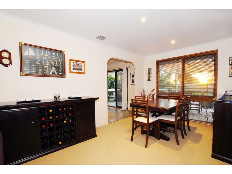 63 Bellfield Drive, Lysterfield VIC 3156