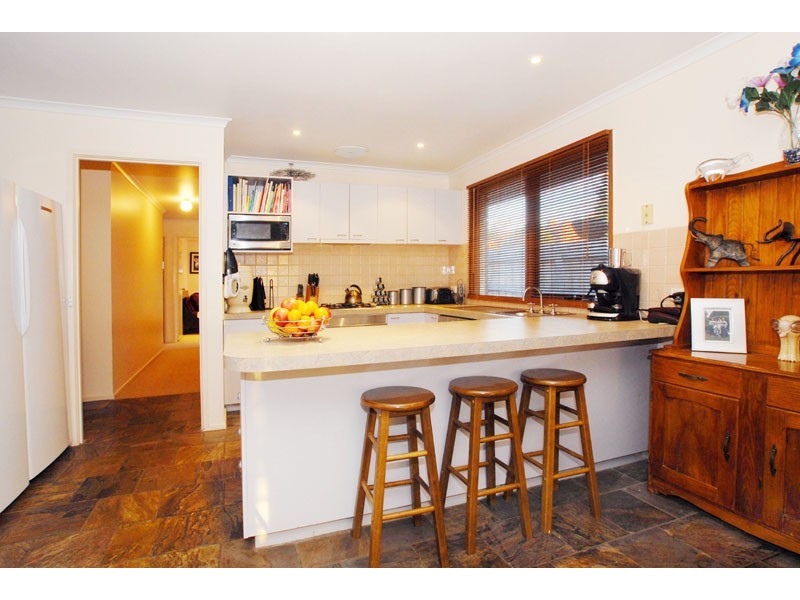 63 Bellfield Drive, Lysterfield VIC 3156