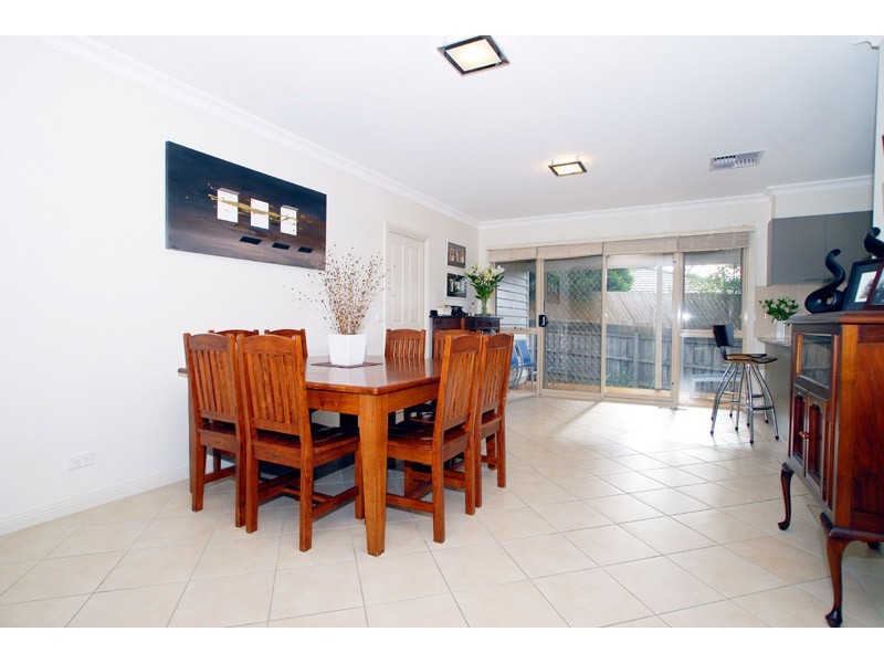 25 Johnson Drive, Ferntree Gully VIC 3156